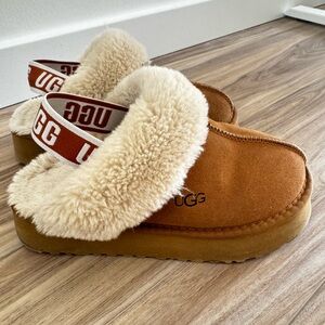 UGG Women's Tan and Cream Fluffy Slippers